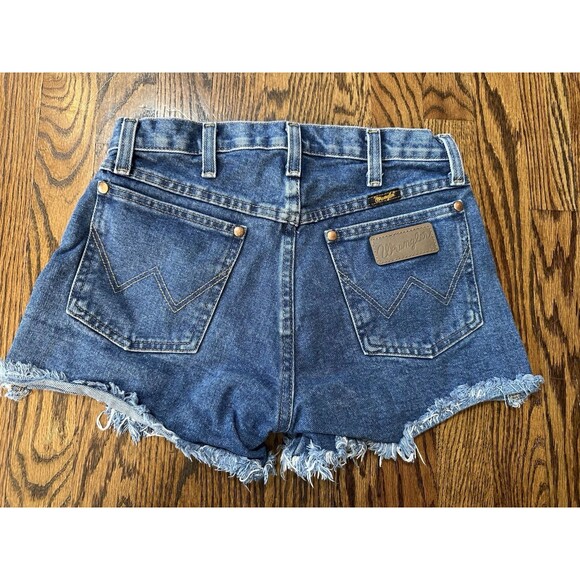 Wrangler Womens Size 25 High Waisted Cut Off Jean Shorts Reworked Vintage Look - Picture 1 of 9